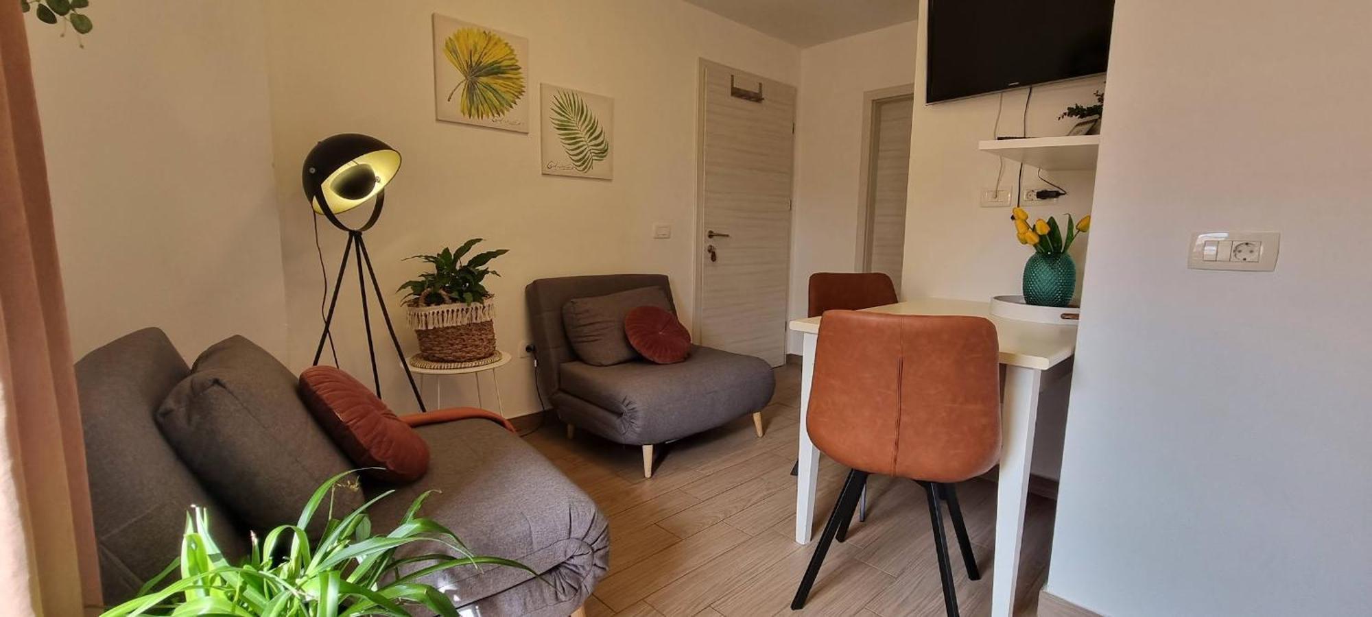 Apartment In The Smallest Town In The World Hum Bagian luar foto